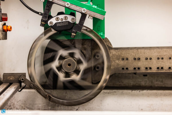 Стенд для тестування гальм