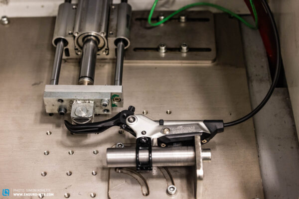 Вимірювання гальм на стенді