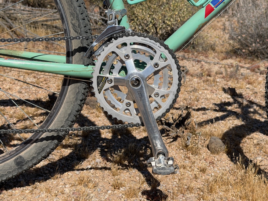 Рама Bianchi, вилка Manitou Mach 5 SX, гальма Shimano