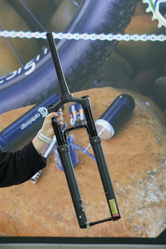 SR Suntour Raidon 34 mm, 130 mm travel